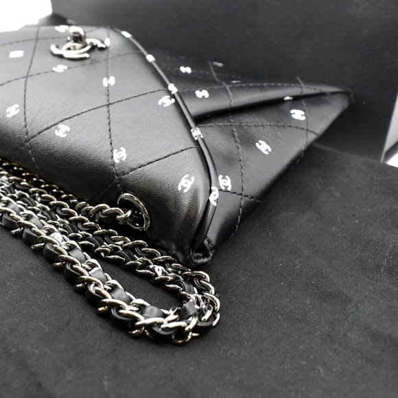 CHANEL  CC Envelope Printed Lambskin Leather Chain Clutch Bag Black - Picture 7 of 13